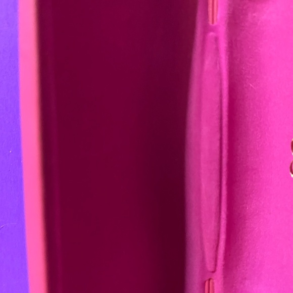 Candies Pink Glasses Case - Picture 4 of 5